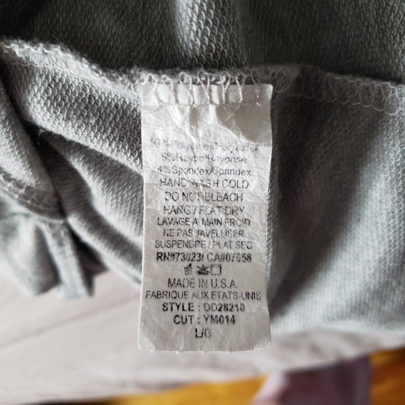 Seductions Long Sports Top with Mesh Details - Picture 7 of 10